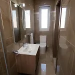 Large 3-bedroom With Terrace Lägenhet Is-Swieqi