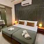 Lejlighed Large 3-bedroom With Terrace
