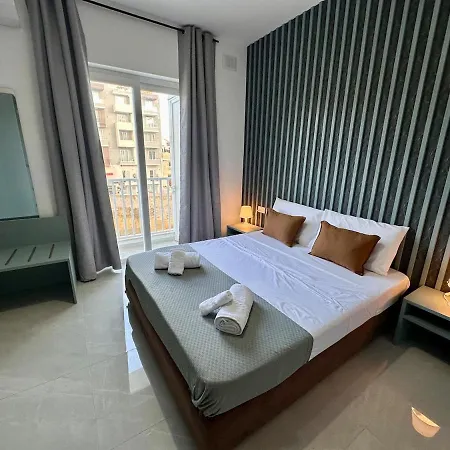 Large 3-bedroom With Terrace Daire Is-Swieqi