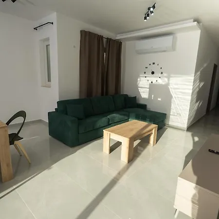 아파트 Large 3-bedroom With Terrace Is-Swieqi